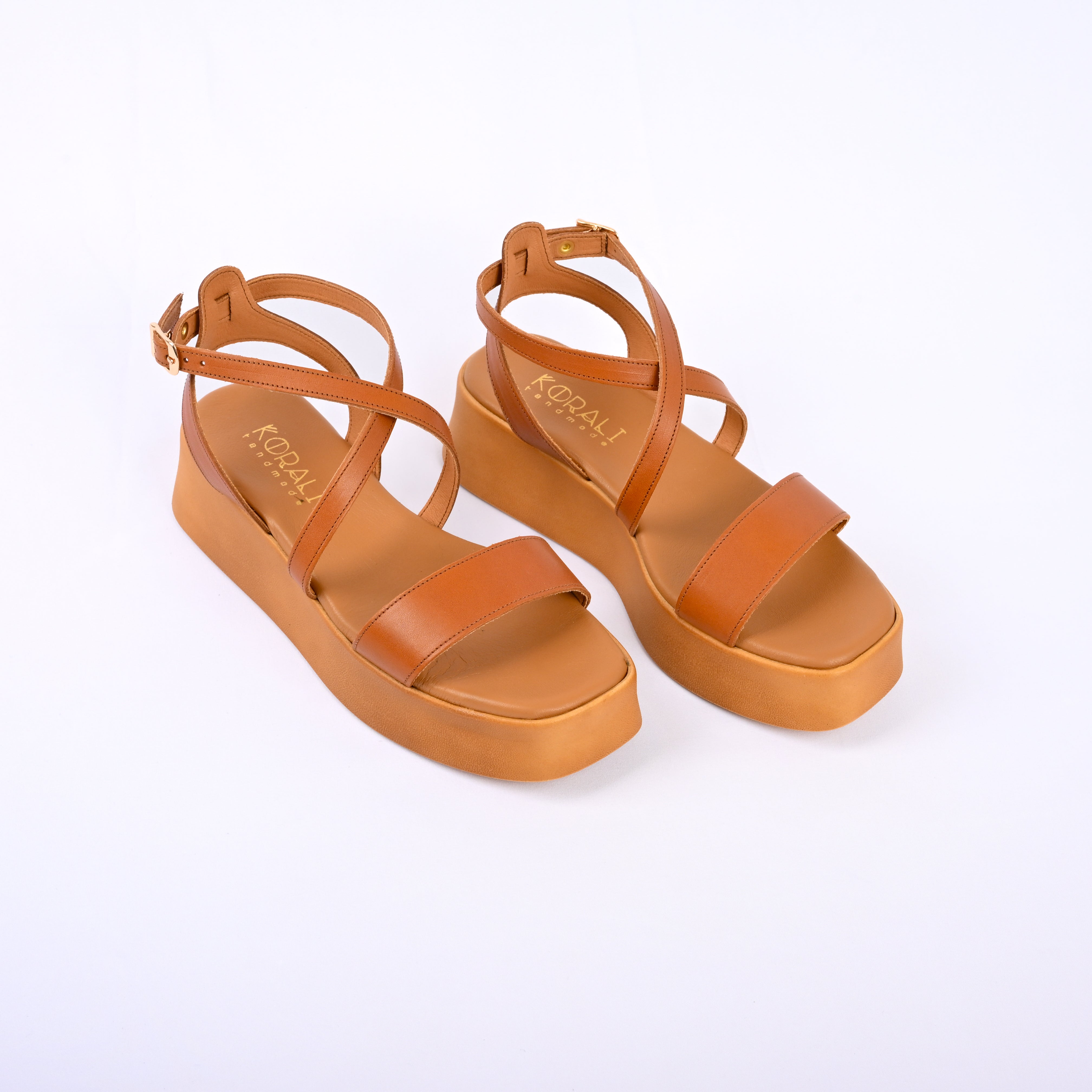 LEONIDIA Cross-Strap Leather Platform Sandals