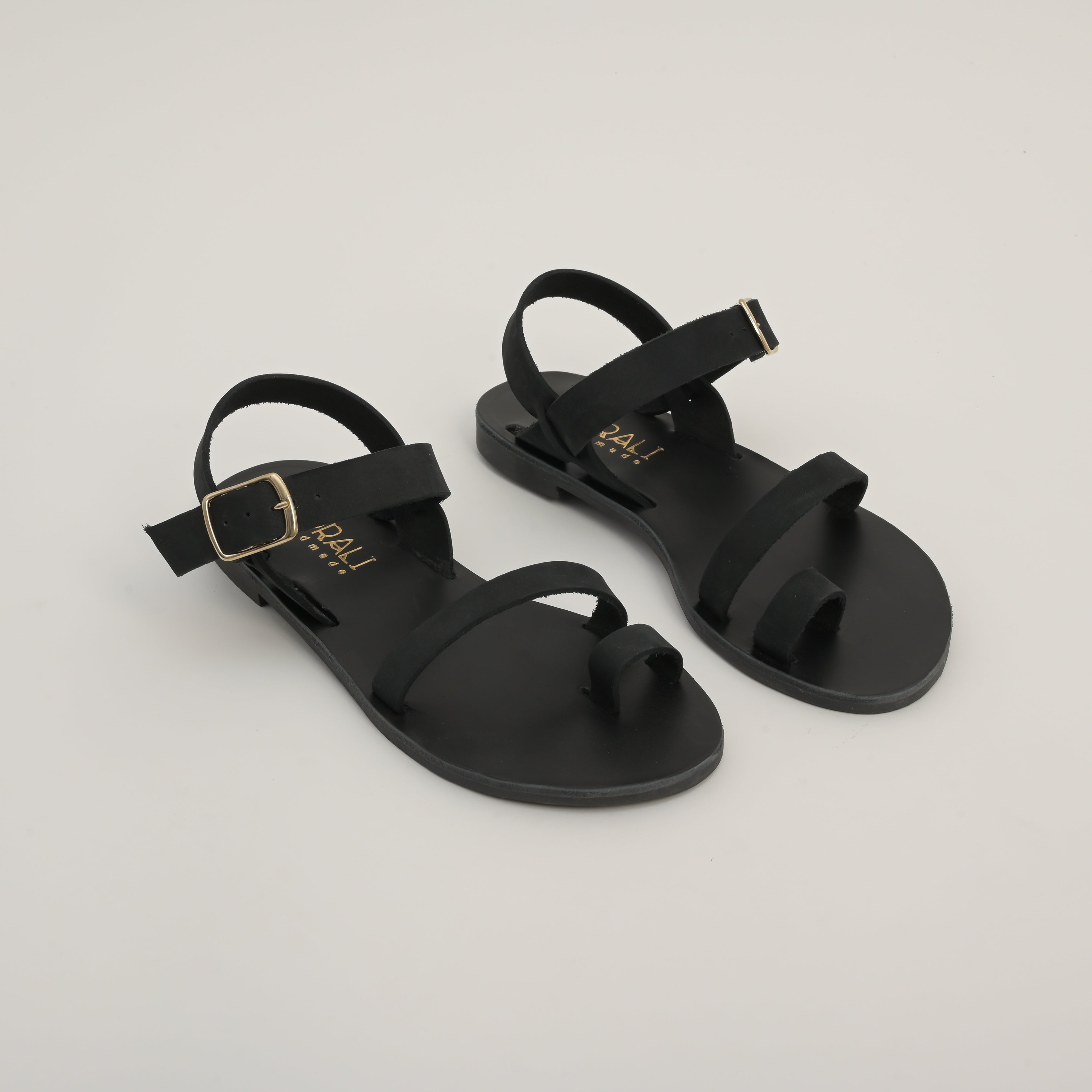 ANDROMEDA Leather Sandals with Toe Loop